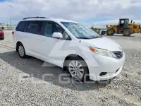 2013 Toyota SIENNA фото