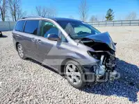 2013 Toyota SIENNA photo