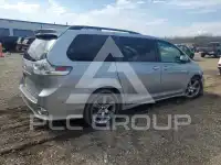 2013 Toyota SIENNA фото