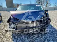 2013 Toyota SIENNA photo
