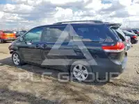 2013 Toyota SIENNA фото