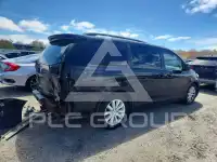 2013 Toyota SIENNA фото
