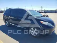 2013 Toyota SIENNA фото
