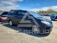 2013 Toyota SIENNA фото