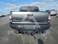2013 Toyota TACOMA photo