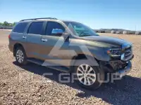 2013 Toyota SEQUOIA фото