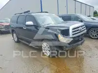 2013 Toyota SEQUOIA фото