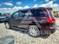 2013 Toyota SEQUOIA фото