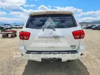 2013 Toyota SEQUOIA фото