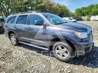 2013 Toyota SEQUOIA photo