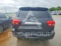 2013 Toyota SEQUOIA фото