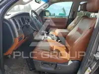 2013 Toyota SEQUOIA фото