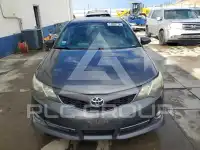 2013 Toyota CAMRY фото