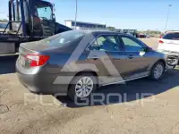 2013 Toyota CAMRY фото
