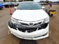 2013 Toyota CAMRY фото