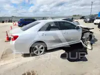 2013 Toyota CAMRY фото