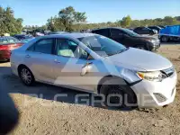 2013 Toyota CAMRY фото