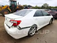 2013 Toyota CAMRY фото