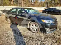 2013 Toyota CAMRY фото