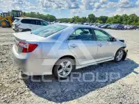 2013 Toyota CAMRY photo