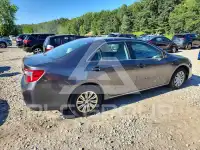 2013 Toyota CAMRY photo