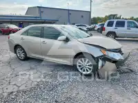 2013 Toyota CAMRY фото