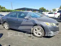 2013 Toyota CAMRY фото