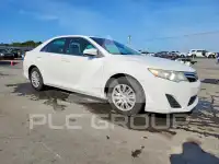 2013 Toyota CAMRY photo