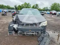 2013 Toyota CAMRY фото