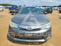 2013 Toyota CAMRY фото