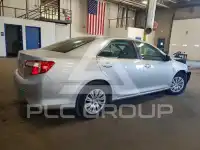 2013 Toyota CAMRY фото