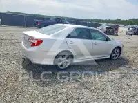 2013 Toyota CAMRY photo