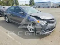 2013 Toyota CAMRY фото