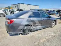 2013 Toyota CAMRY фото