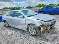2013 Toyota CAMRY фото