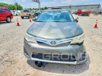 2013 Toyota CAMRY фото