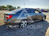 2013 Toyota CAMRY фото