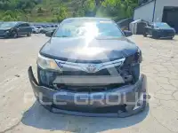 2013 Toyota CAMRY фото