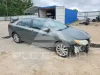 2013 Toyota CAMRY фото