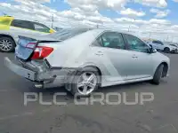 2013 Toyota CAMRY фото