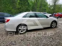 2013 Toyota CAMRY фото