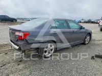 2013 Toyota CAMRY фото