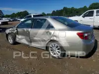 2013 Toyota CAMRY фото