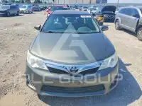 2013 Toyota CAMRY фото