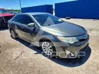 2013 Toyota CAMRY фото