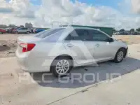 2013 Toyota CAMRY фото
