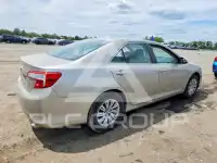 2013 Toyota CAMRY фото