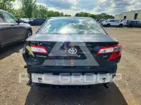2013 Toyota CAMRY фото