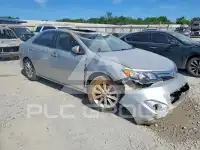 2013 Toyota CAMRY фото