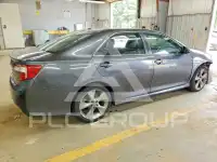 2013 Toyota CAMRY фото